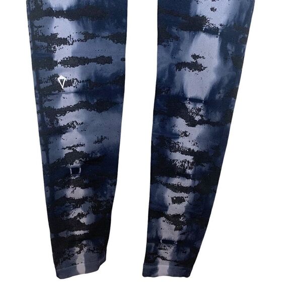 𝅺IVIVVA by Lululemon Breathe Energy Pant - Picture 7 of 12